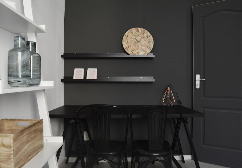 2 Bdr / Cozy Ap Near Old Town Apartment Bucureşti Ngoại thất bức ảnh
